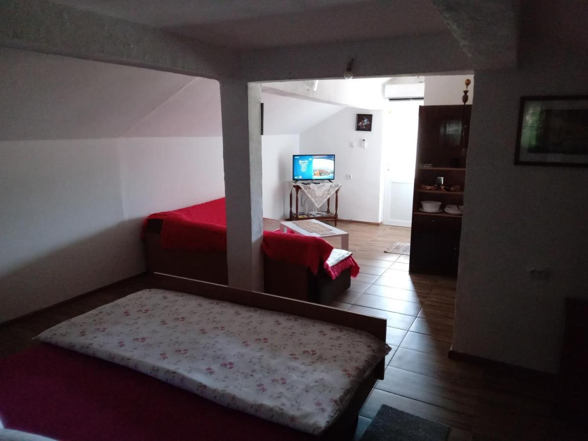 Gm - Studio Apartment Trebinje Exterior photo